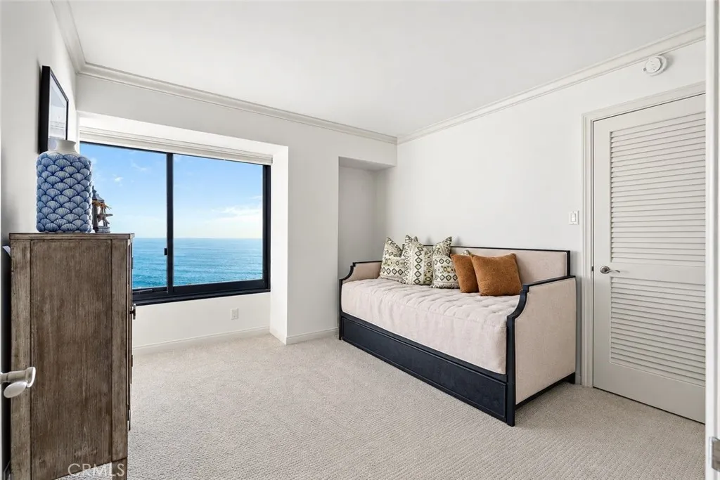 https://cdn.realtyfeed.com/cdn/127/306777654/f17ebdadbee18834bf72f97060575961.webp