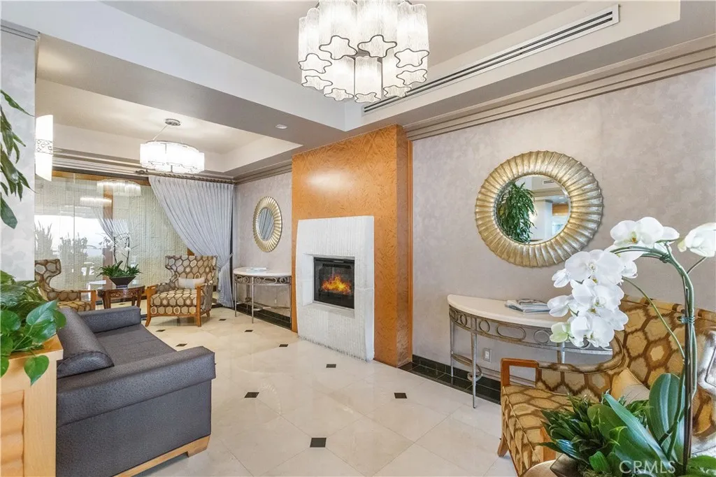 https://cdn.realtyfeed.com/cdn/127/306777654/fd942e744358ba2ce9acb246646c8ab0.webp