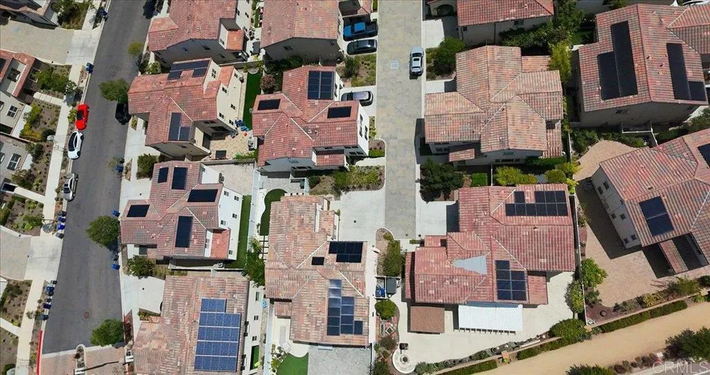 https://cdn.realtyfeed.com/cdn/127/306777689/1b0f6c972c3bd4aba3a95a7d214c00e2.webp