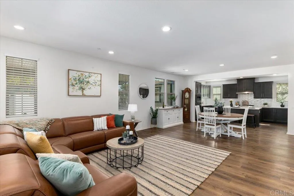 https://cdn.realtyfeed.com/cdn/127/306777689/349a53214c60883278082c1fb7a27f16.webp