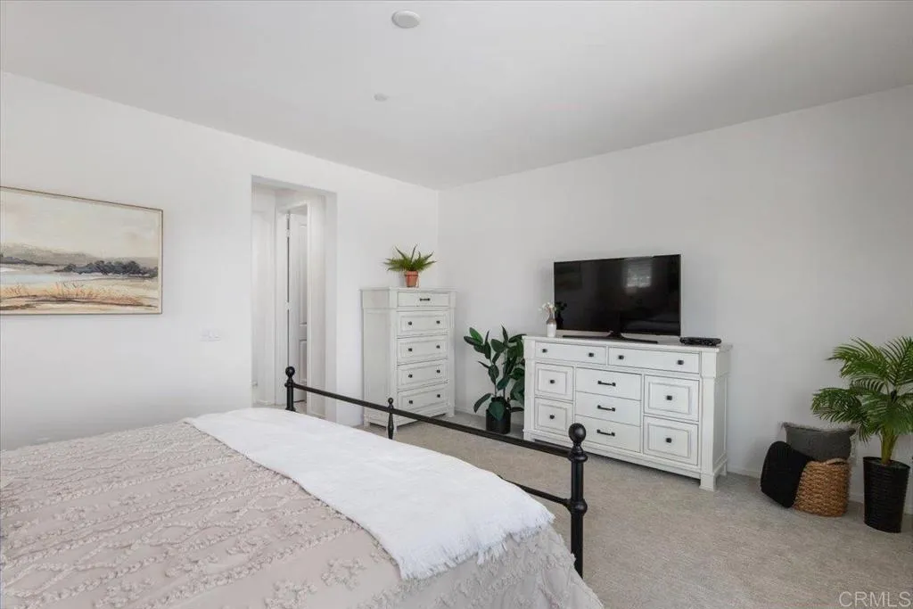 https://cdn.realtyfeed.com/cdn/127/306777689/394d1fd268007c7578bfcd0e9f1cd853.webp