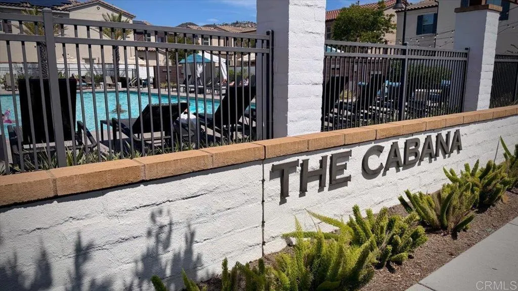 https://cdn.realtyfeed.com/cdn/127/306777689/88c8a49a9b417b636619141a6c5355a5.webp