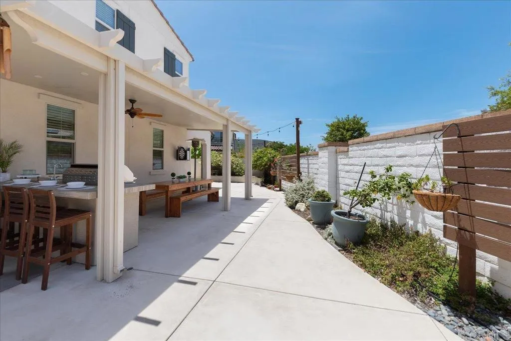 https://cdn.realtyfeed.com/cdn/127/306777689/aa3b5be9f97e176da5ba1a0663d9be06.webp