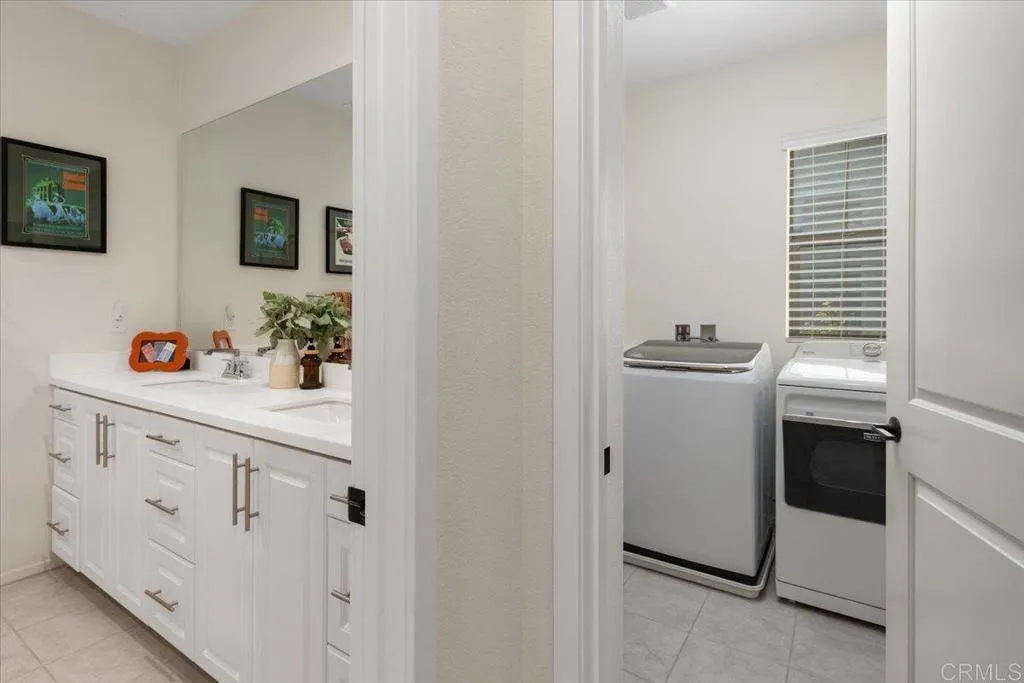 https://cdn.realtyfeed.com/cdn/127/306777689/ca1a9810cf3f5d3e10cf6b17119c0df5.webp