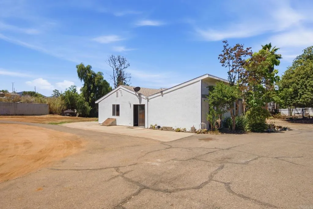 https://cdn.realtyfeed.com/cdn/127/306777745/29c47189587a93c951b14ed377cdb578.webp