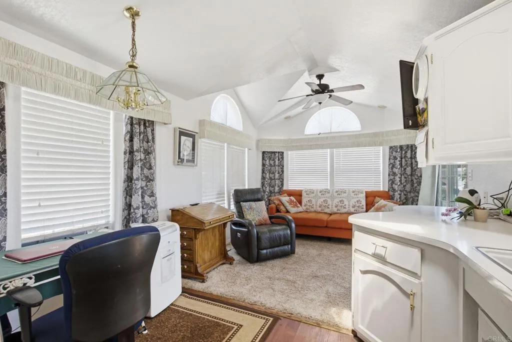 https://cdn.realtyfeed.com/cdn/127/306777745/4f08926edfbe196b14ac994780186a94.webp