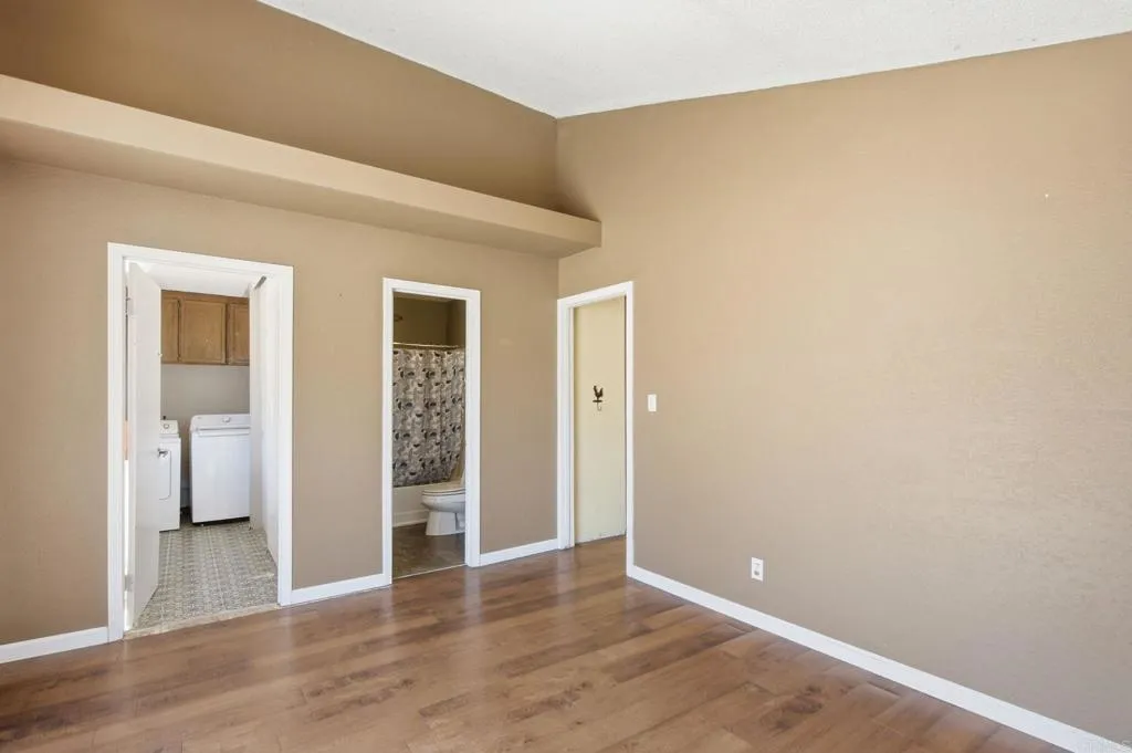 https://cdn.realtyfeed.com/cdn/127/306777745/8ba3da7d1fb4bc19ae405226ecb9ad53.webp