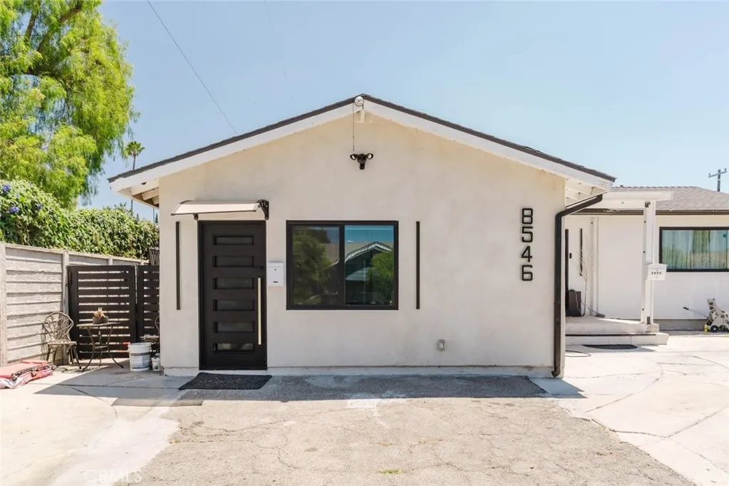 North Hills, CA 91343