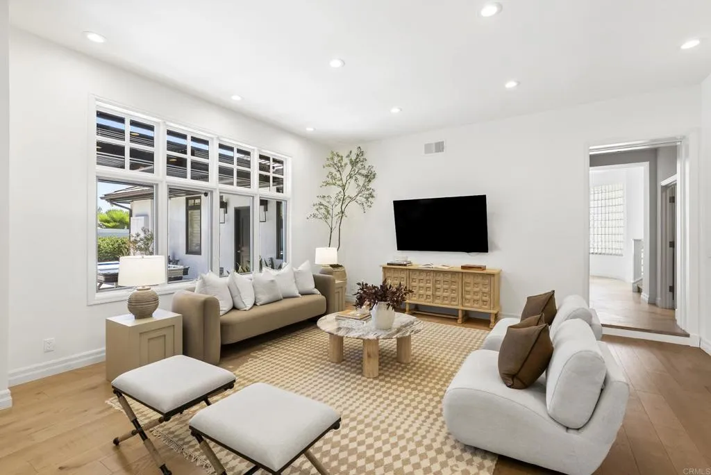 https://cdn.realtyfeed.com/cdn/127/306777830/29363bf98121b787b209b00b27b953a7.webp
