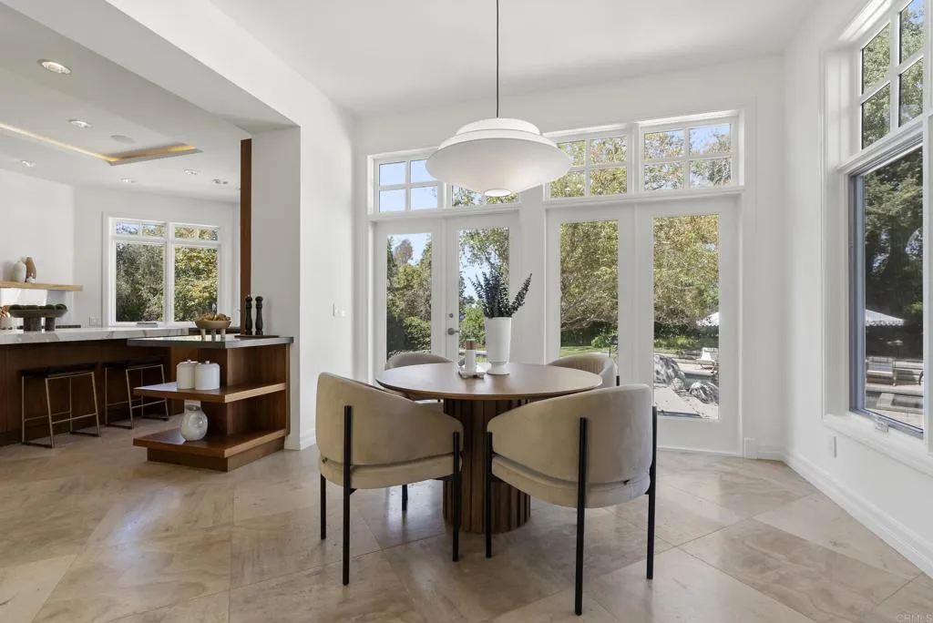 https://cdn.realtyfeed.com/cdn/127/306777830/3cef8c56cf96cba0c3d40f3a0aaab3f4.webp