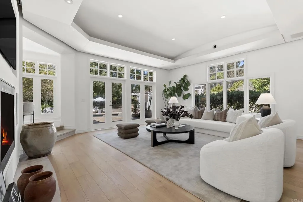 https://cdn.realtyfeed.com/cdn/127/306777830/d370ea5743a0b594269d7a7aa486baf8.webp