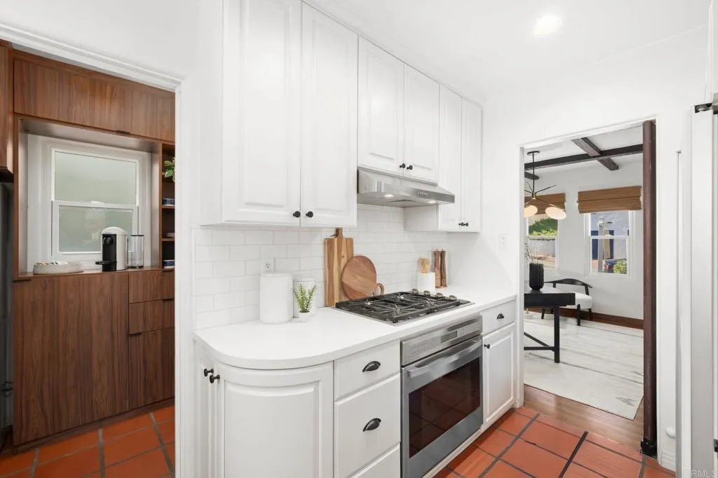 https://cdn.realtyfeed.com/cdn/127/306777842/11dd6812e19894d413495140c452866b.webp