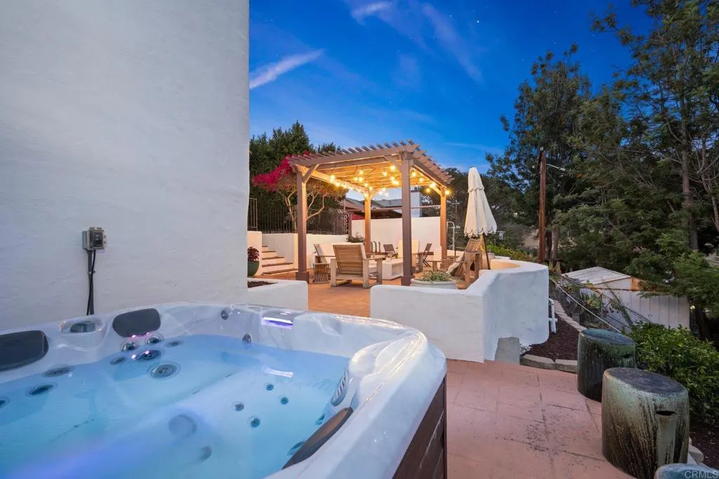 https://cdn.realtyfeed.com/cdn/127/306777842/1b31fbf3c19f073f4d9492673b0ec03e.webp