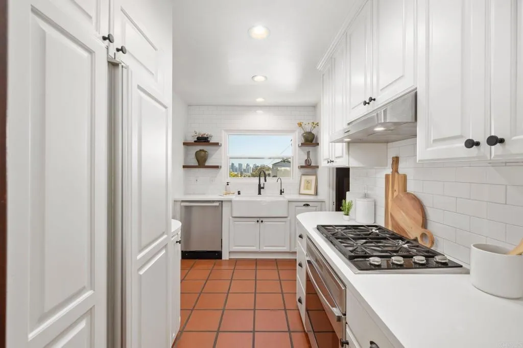 https://cdn.realtyfeed.com/cdn/127/306777842/20447b0139e6db88d54bb8ca1734bdd0.webp