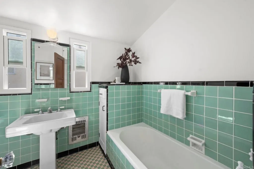 https://cdn.realtyfeed.com/cdn/127/306777842/3a42fd6e0bd897d7072c2e8bb6913687.webp