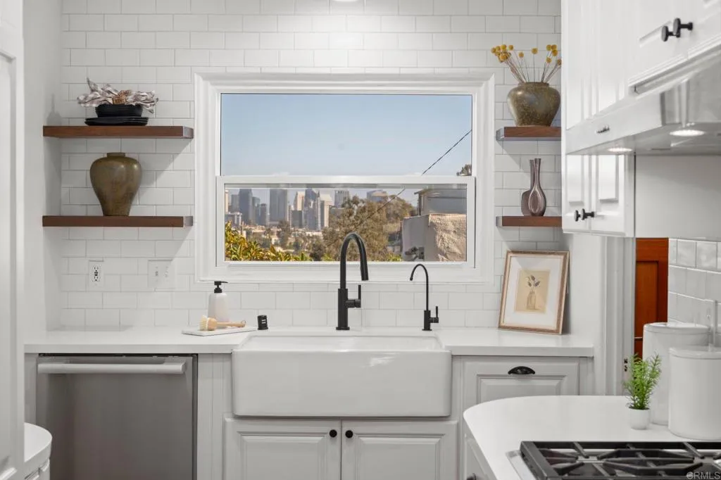 https://cdn.realtyfeed.com/cdn/127/306777842/5ec62ca162b328e9951653edba5520e4.webp