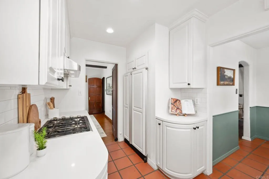 https://cdn.realtyfeed.com/cdn/127/306777842/6d30718b4e1103d3c33ac9ca831f4542.webp