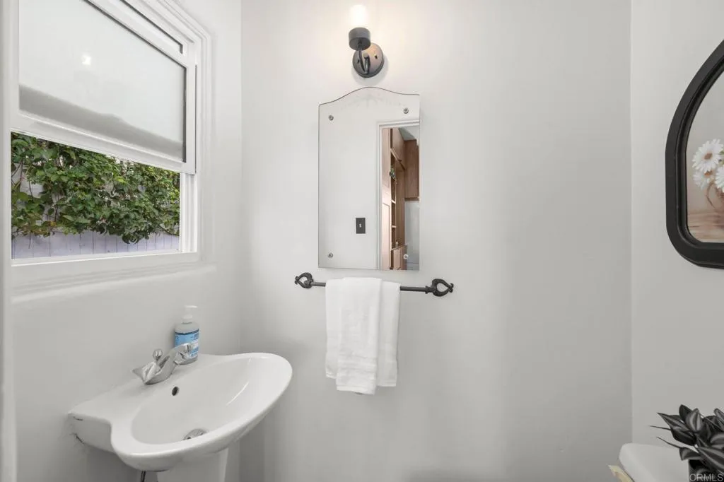https://cdn.realtyfeed.com/cdn/127/306777842/771ab0a9e93f7629b07055f80f573d5a.webp
