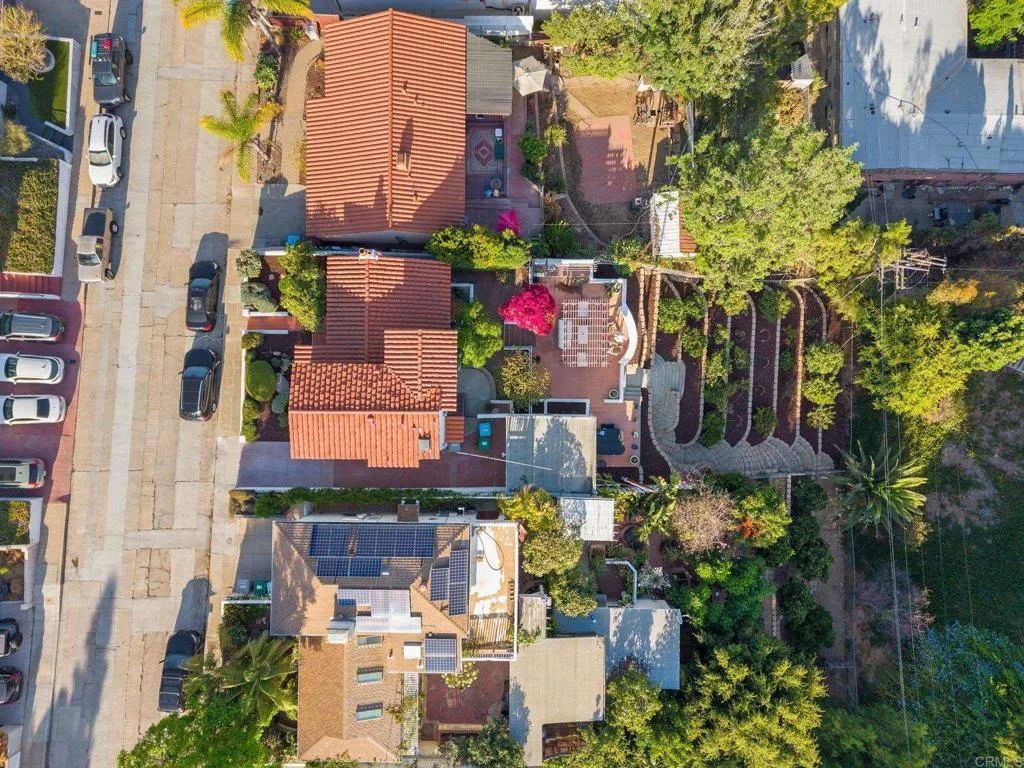 https://cdn.realtyfeed.com/cdn/127/306777842/f7cafe3e94c801a4938eb7cd5754b00b.webp