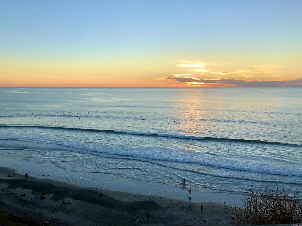 127 W Glaucus Street Unit B, Encinitas, CA 92024 - Main photo, Encinitas, CA
