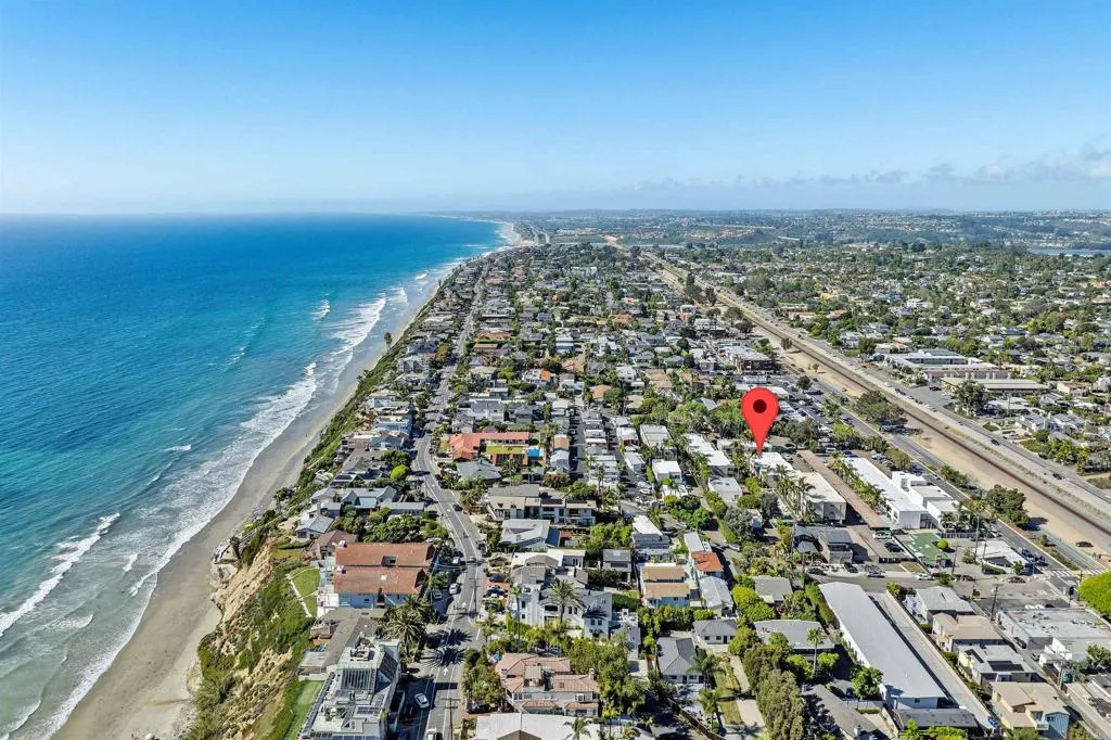 127 W Glaucus Street Unit B, Encinitas, CA 92024 - Photo 2 of 22, Encinitas, CA