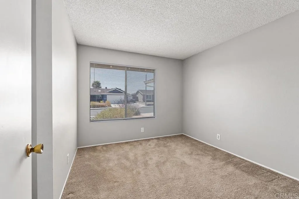 https://cdn.realtyfeed.com/cdn/127/306777957/3c553454a6acafceeab703107660a325.webp