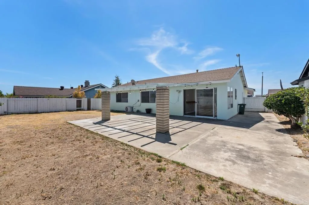 https://cdn.realtyfeed.com/cdn/127/306777957/af6ec2c7e9609caff4b05c58b5b2730d.webp