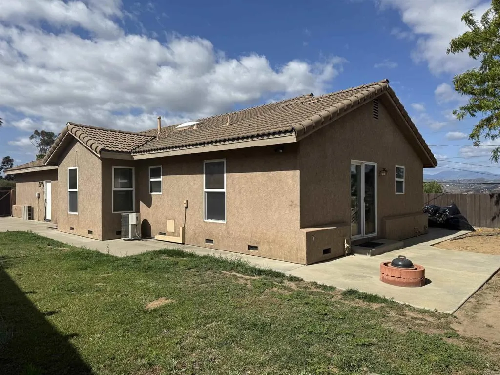 9112 Pinzolo, Lakeside, CA 92040 - Photo 5 of 20, Lakeside, CA