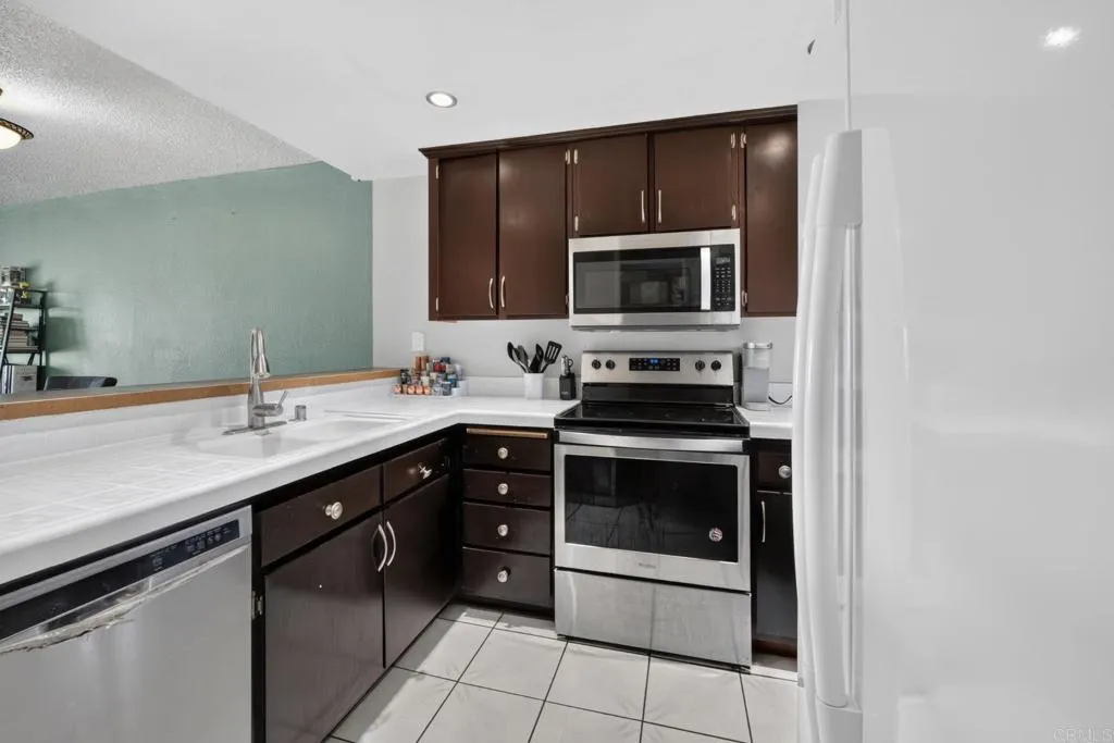 Photo #3: PTP2605651 Listing: Photo #3