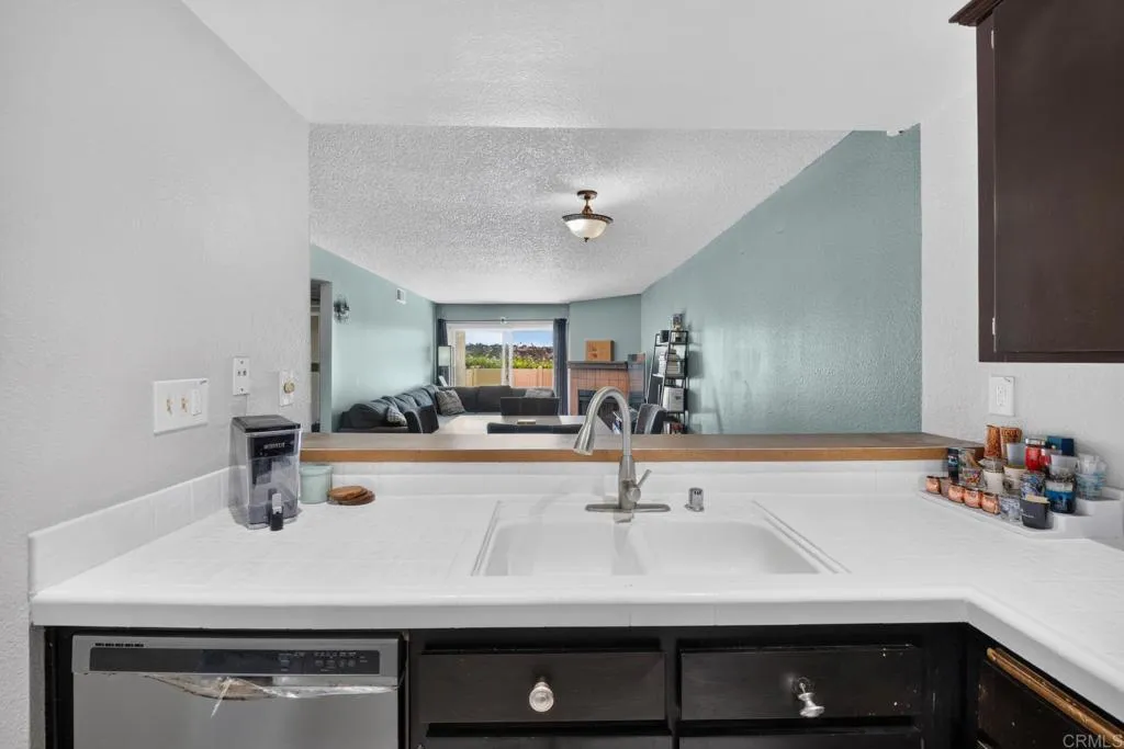 Photo #4: PTP2605651 Listing: Photo #4