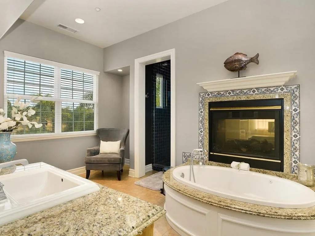 https://cdn.realtyfeed.com/cdn/127/306778010/2ad93ed3fa2cdc9acc415989adb6bb7a.webp