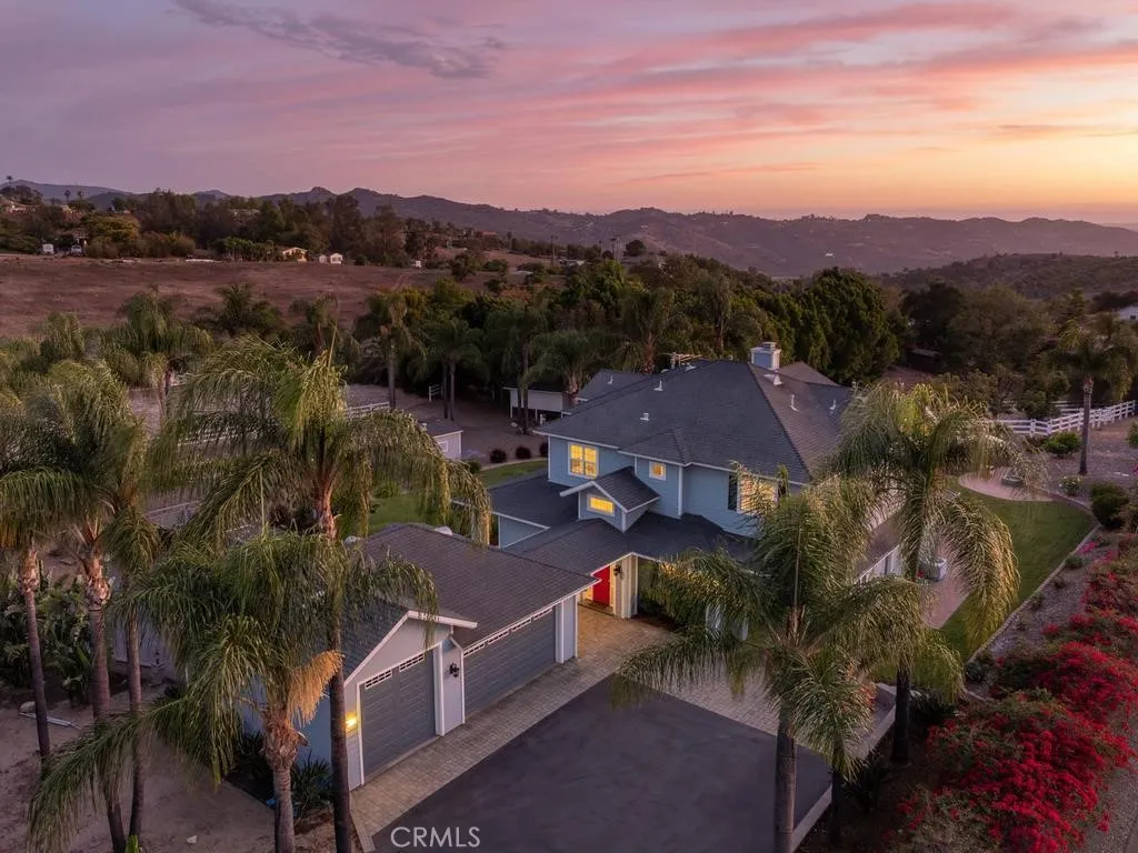 https://cdn.realtyfeed.com/cdn/127/306778010/f87446afe7d84aea86cc9d15d97301c4.webp