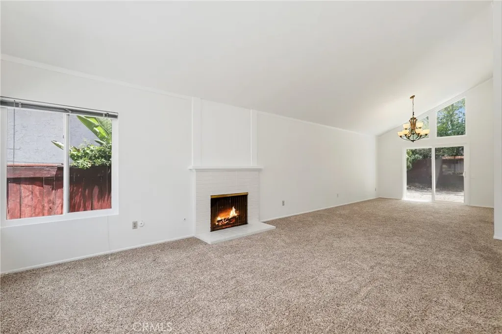 https://cdn.realtyfeed.com/cdn/127/306778054/1835866d399d30ff962c8c8c85126c98.webp
