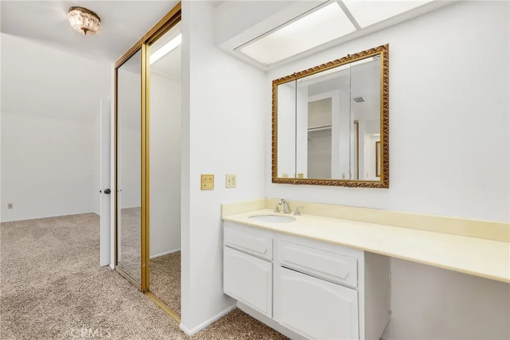 https://cdn.realtyfeed.com/cdn/127/306778054/417024cf54733b0c4f1a88faa6d4c903.webp