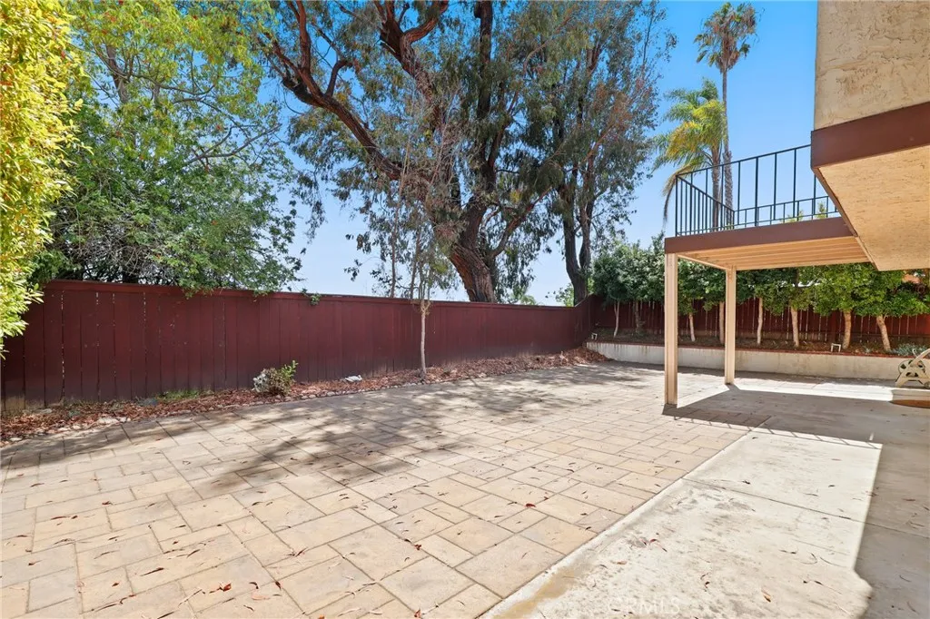 https://cdn.realtyfeed.com/cdn/127/306778054/6aad376b53f8386ba1d9b57d4d28a479.webp