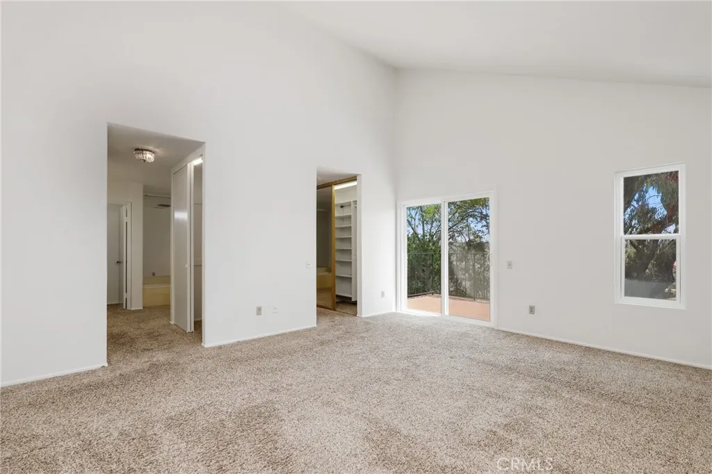 https://cdn.realtyfeed.com/cdn/127/306778054/8a888f6fd9e874ffff2d378429ac43dd.webp