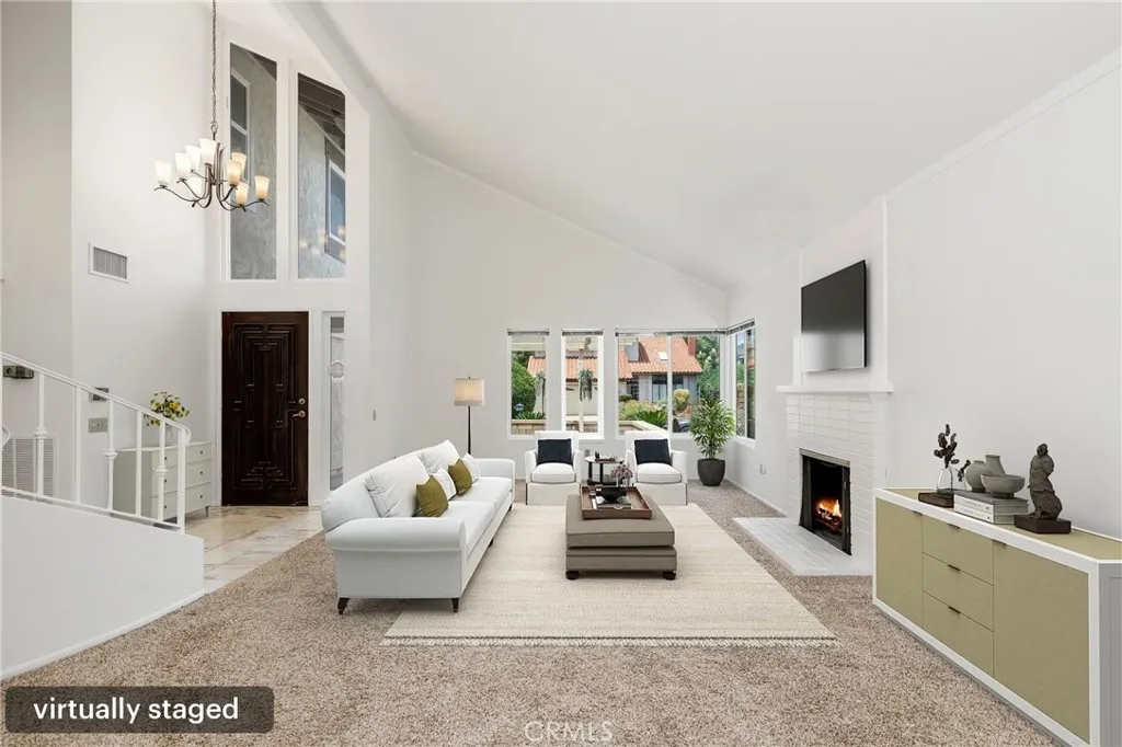 4955 Via Papel, San Diego, CA 92122 - Photo 4 of 43, San Diego, CA