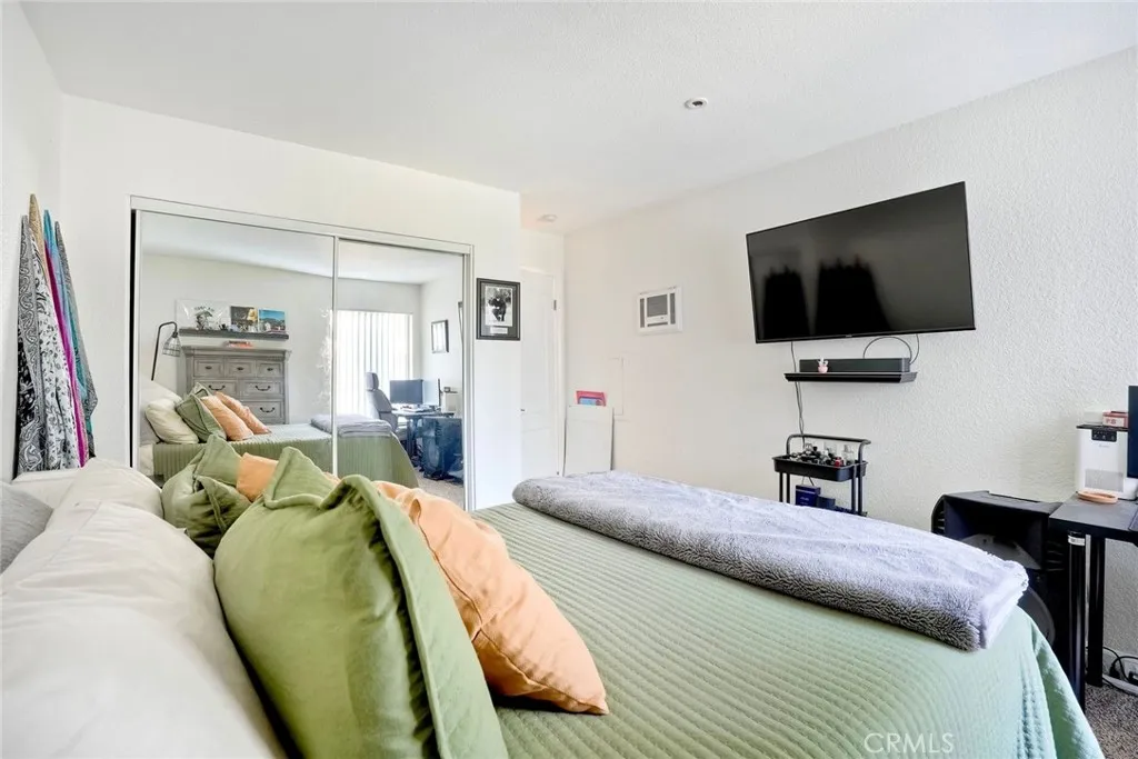 Photo #14: SW26162917 Listing: Photo #14