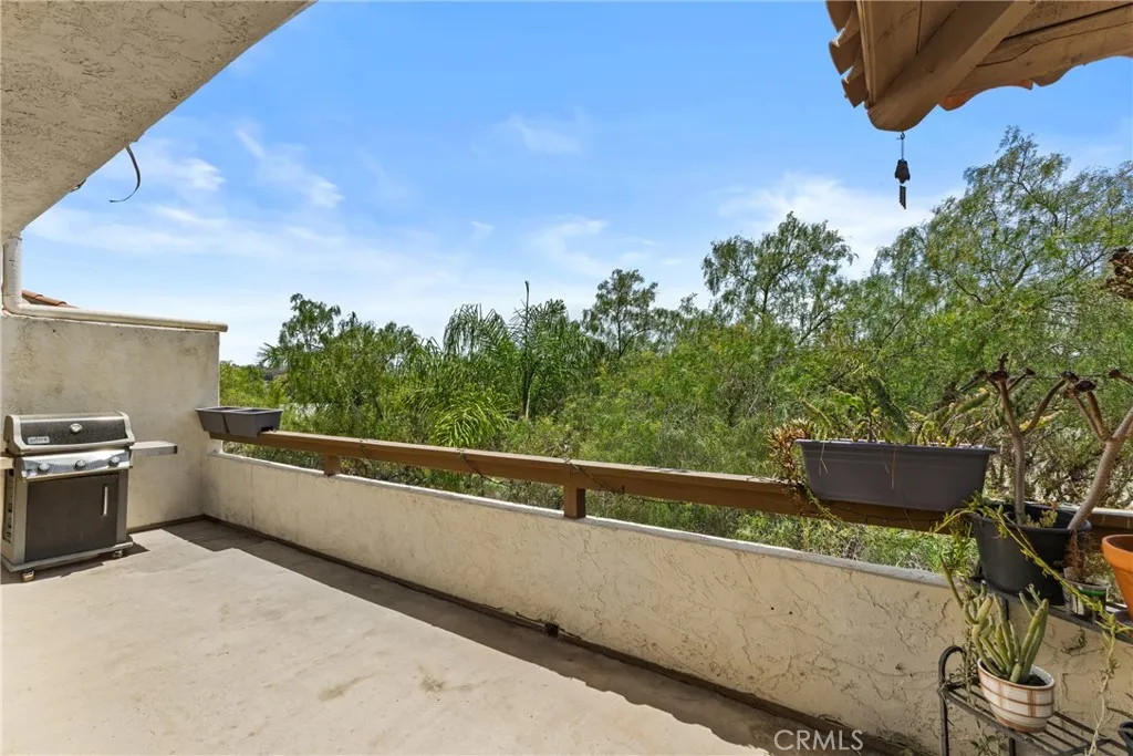 https://cdn.realtyfeed.com/cdn/127/306778196/8a3ff774e1b8d4e1c2fffdff713de4cb.webp