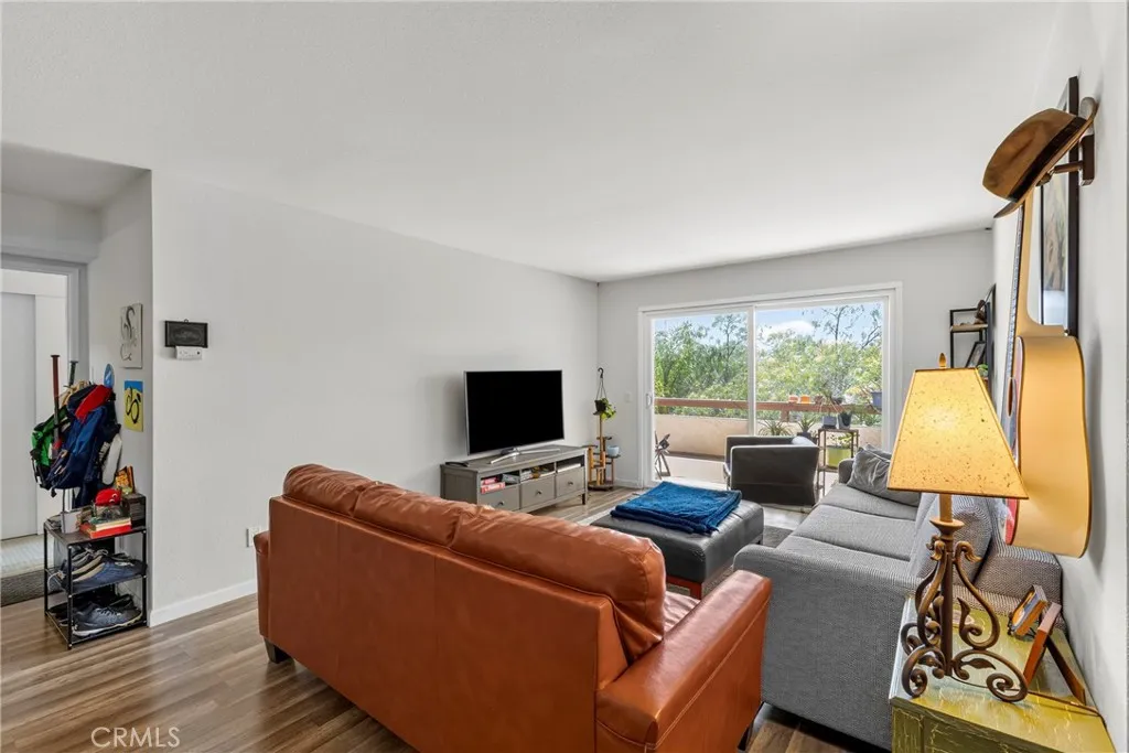 Photo #4: SW26163703 Listing: Photo #4