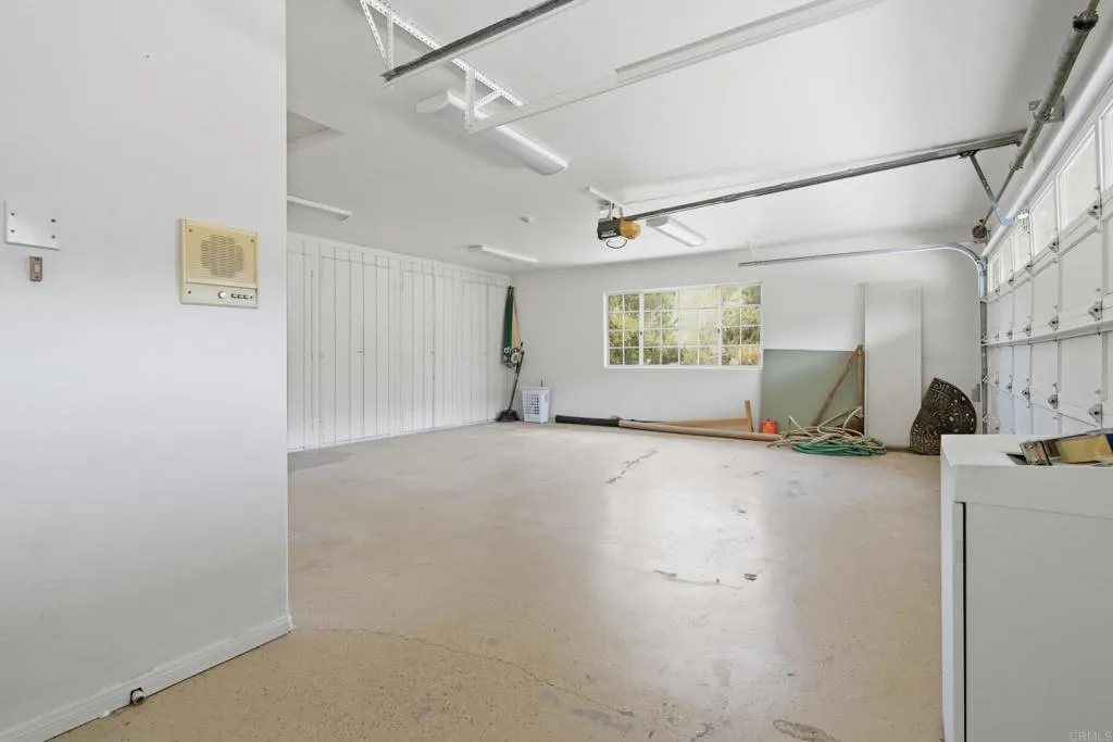 https://cdn.realtyfeed.com/cdn/127/306778230/8354f11c44c850f7421805118e8356cf.webp