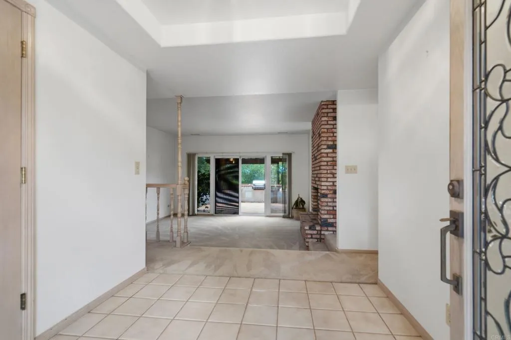 https://cdn.realtyfeed.com/cdn/127/306778230/98af89d4724a3895cacfd0f36bba655c.webp