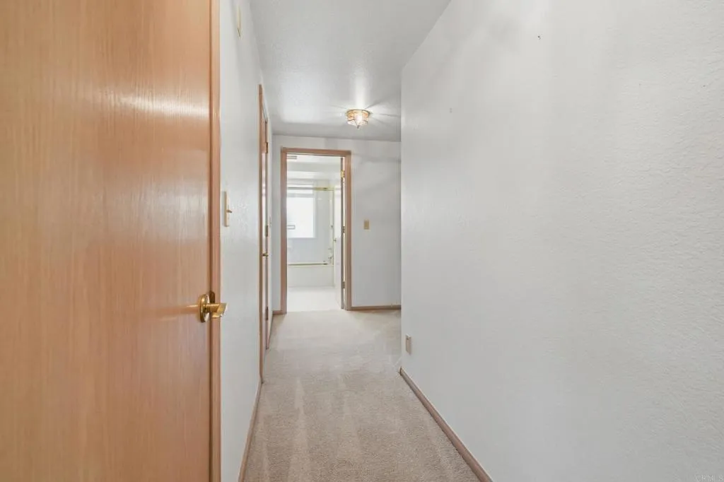 https://cdn.realtyfeed.com/cdn/127/306778230/b53e1cbc463083749980941b2e1a26e4.webp