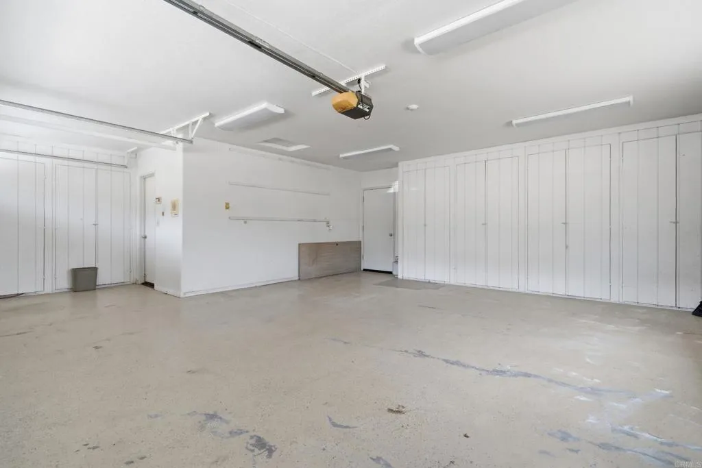 https://cdn.realtyfeed.com/cdn/127/306778230/c8ad4c34a2d211411bf0a4dbcd89397f.webp
