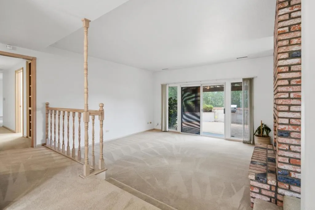 https://cdn.realtyfeed.com/cdn/127/306778230/e6216940b80e23649ffec07b8d07432c.webp