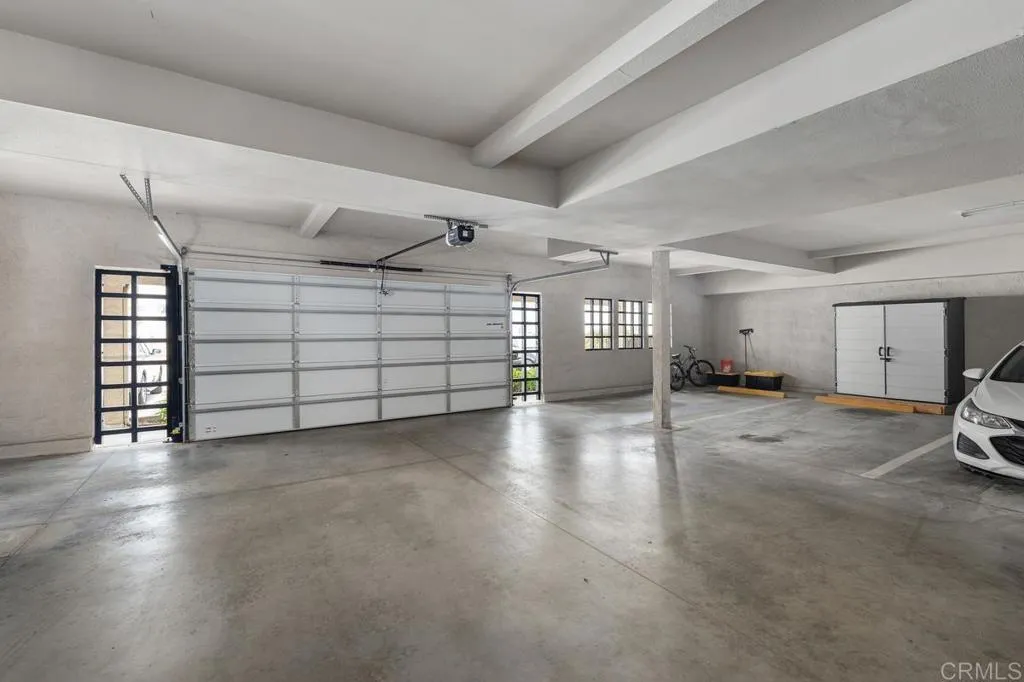 https://cdn.realtyfeed.com/cdn/127/306778391/0b54927de51232b4acd1afc02ac7def8.webp