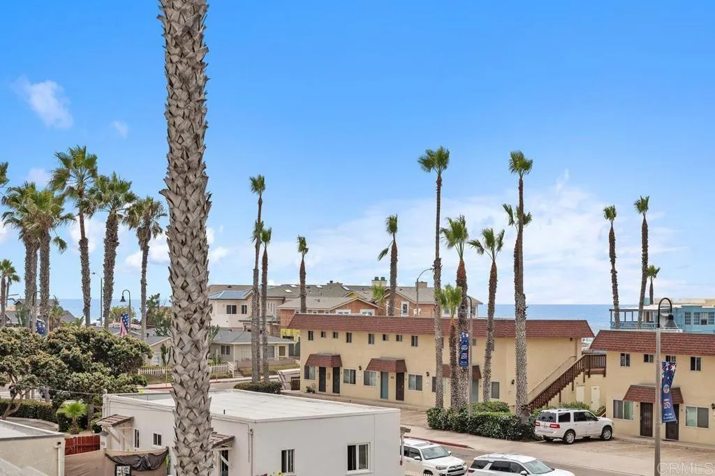 https://cdn.realtyfeed.com/cdn/127/306778391/730ceab5204dd7f530ce34419ba9d3bf.webp