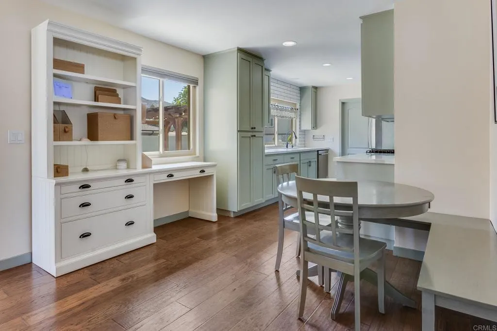 Photo #8: PTP2605661 Listing: Photo #8