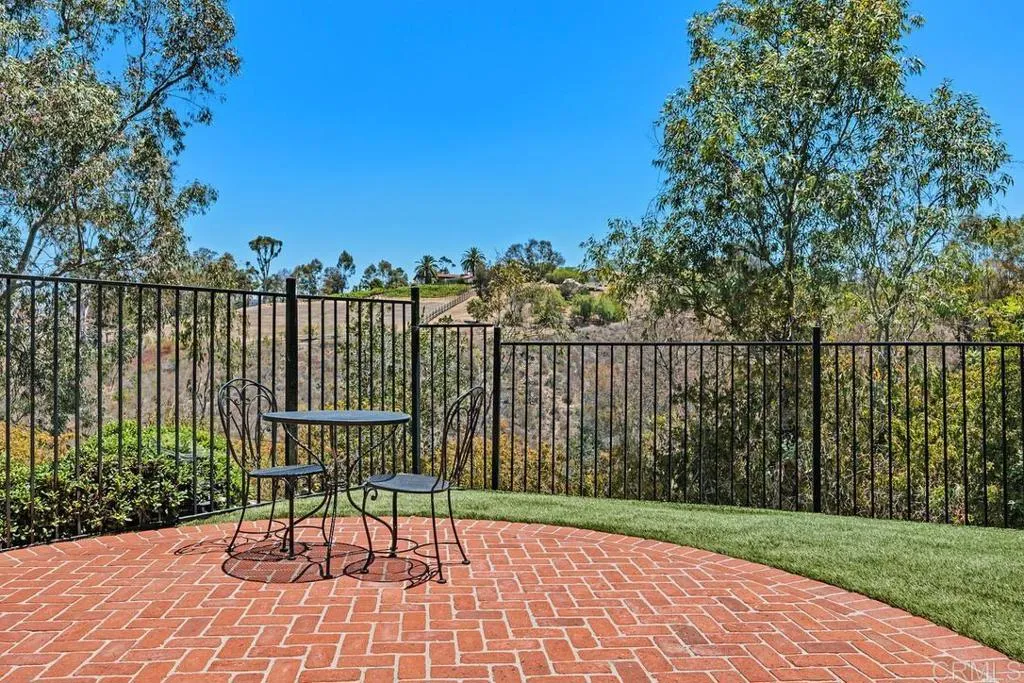 https://cdn.realtyfeed.com/cdn/127/306778477/bcb13142ef931b1b5659f554617de37b.webp