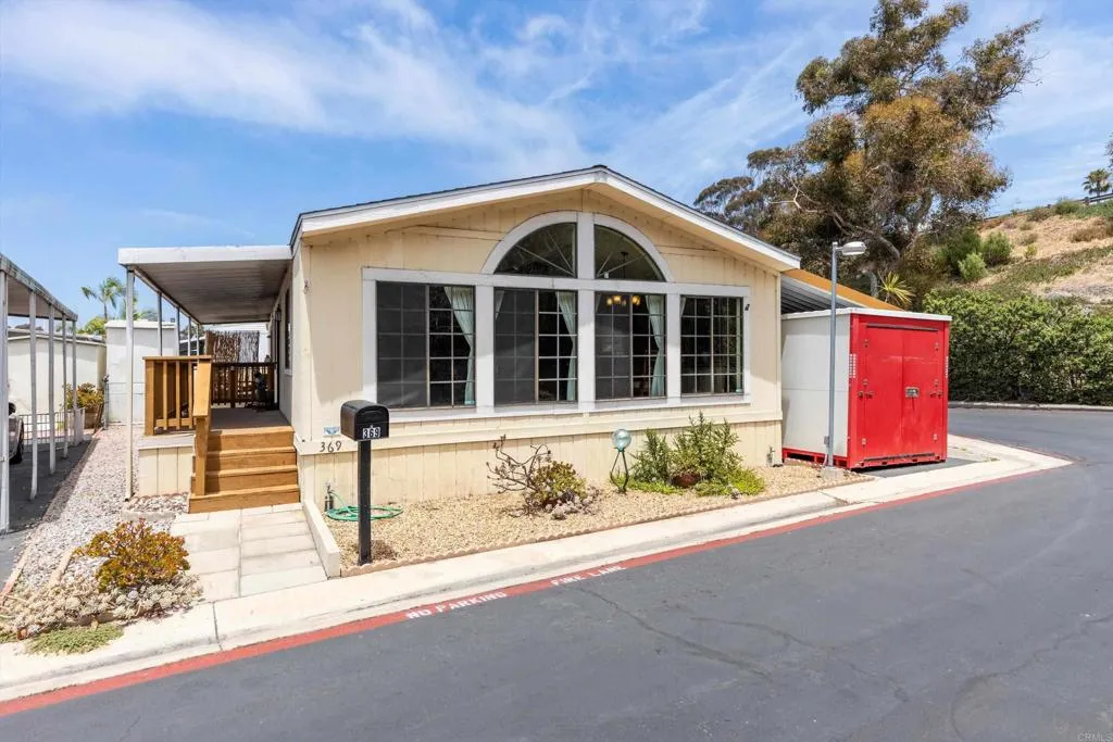 369 Alpine Lane, Oceanside, CA 92054 - Photo 4 of 33, Oceanside, CA